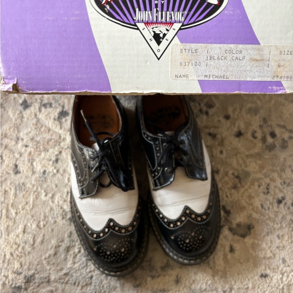 90s vintage Angels by John Fluevog with original box - Picture 5 of 6